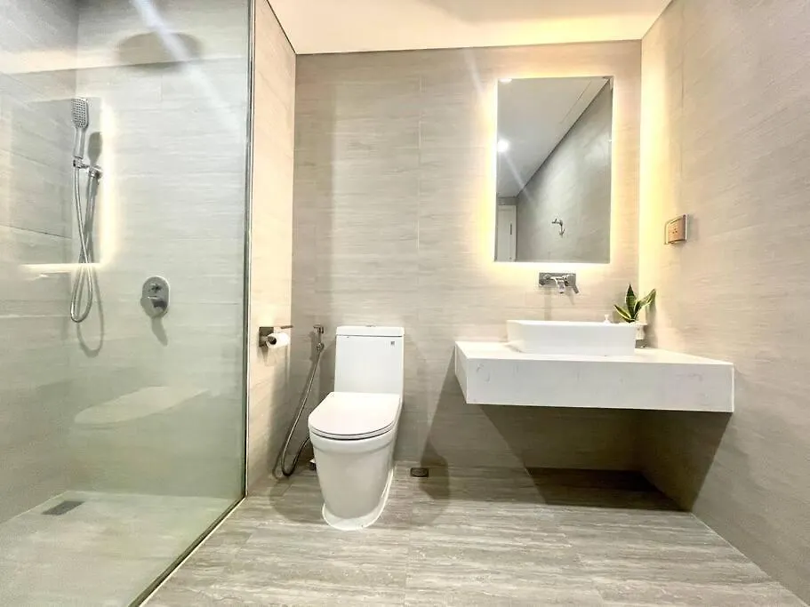 2404 Apt Full Option Ocean View - Marina Suites Nha Trang 0*,  Vietnam
